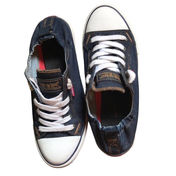 Levi's Classic Denim Sneakers. 8.5 - Picture 1 of 6